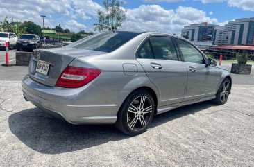 Selling White Mercedes-Benz C200 2014 in Pasig