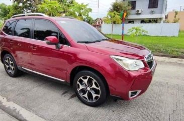 White Subaru Forester 2013 for sale in Automatic