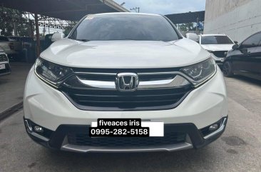 White Honda Cr-V 2019 for sale in Automatic