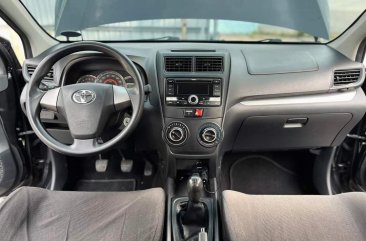 White Toyota Avanza 2018 for sale in Automatic