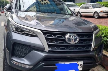 Sell White 2022 Toyota Fortuner in Makati