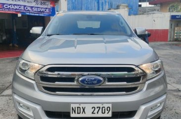 Selling Silver Ford Everest 2016 in Quezon City