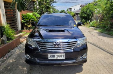 White Toyota Fortuner 2015 for sale in Manual