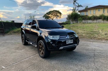 Sell White 2014 Mitsubishi Montero sport in Mandaluyong