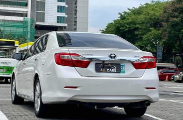 Pearl White Toyota Camry 2013 for sale in Makati