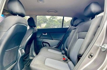 White Kia Sportage 2014 for sale in Makati