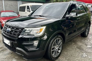 White Ford Explorer 2016 for sale in Automatic