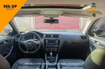 Selling White Volkswagen Jetta 2017 in Manila