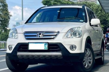 White Honda Cr-V 2006 for sale in Makati