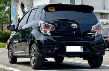 Sell White 2022 Toyota Wigo in Makati