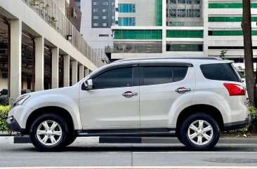 Sell White 2017 Isuzu Mu-X in Makati