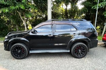 Selling Green Toyota Fortuner 2012 in Dasmariñas