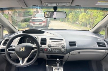 Selling White Honda Civic 2011 in Manila