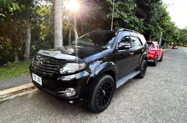 Selling Green Toyota Fortuner 2012 in Dasmariñas