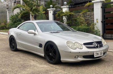 White Mercedes-Benz Sl-Class 2004 for sale in Pasig
