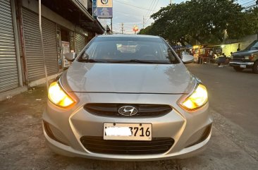 Selling Silver Hyundai Accent 2016 in Las Piñas