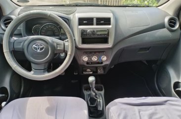 Selling White Toyota Wigo 2017 in Cebu City