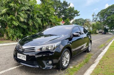 Selling White Toyota Corolla altis 2014 in Quezon City