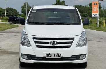 Sell White 2016 Hyundai Starex in Parañaque