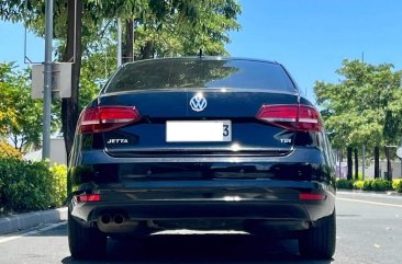 Selling White Volkswagen Jetta 2017 in Makati