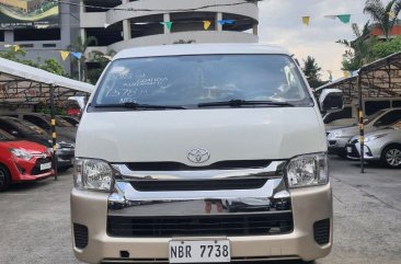 Selling White Toyota Hiace 2018 in Marikina