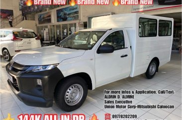 Sell White 2023 Mitsubishi L200 in Caloocan