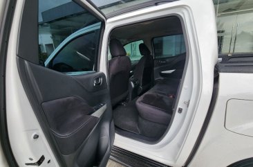 White Nissan Navara 2019 for sale in Pasig