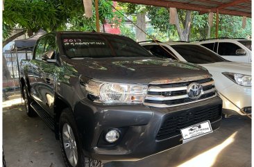 Green Toyota Hilux 2017 for sale in Automatic