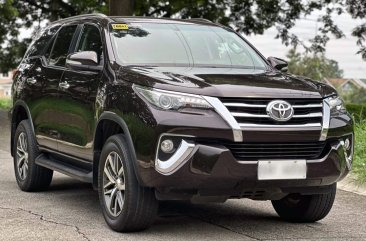 Selling White Toyota Fortuner 2017 in Manila