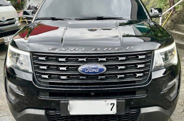 White Ford Explorer 2016 for sale in Automatic