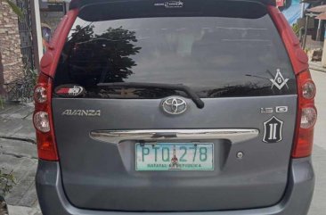 Sell White 2010 Toyota Avanza in Valenzuela