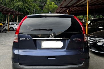 Sell White 2014 Honda Cr-V in Pasig