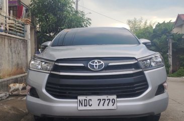 White Toyota Innova 2016 for sale in Manila