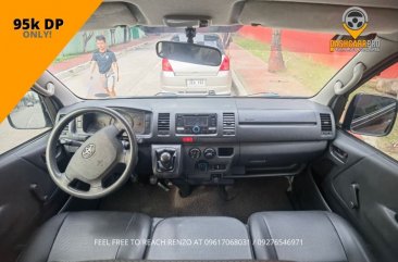 White Toyota Hiace 2019 for sale in Manual