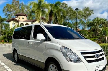 White Hyundai Grand starex 2018 for sale in Quezon City