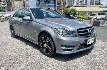 Selling White Mercedes-Benz C200 2014 in Pasig