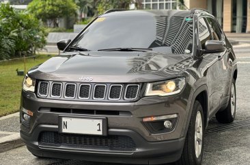 Selling White Jeep Compass 2021 in Mandaluyong