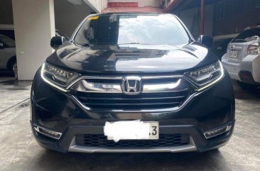 Selling White Honda Cr-V 2018 in Taguig