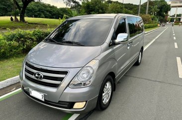 Sell White 2017 Hyundai Starex in Quezon City