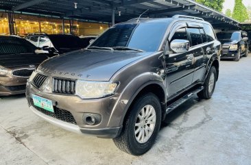 White Mitsubishi Montero 2012 for sale in Las Piñas