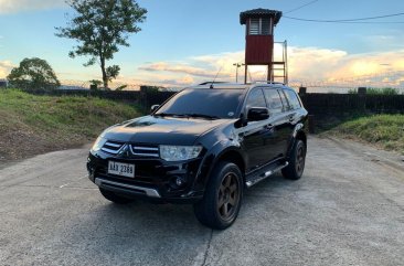 Sell White 2014 Mitsubishi Montero sport in Mandaluyong