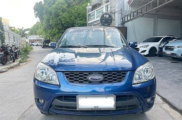 Selling White Ford Escape 2011 in Bacoor