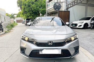 Selling White Honda Civic 2022 in Bacoor