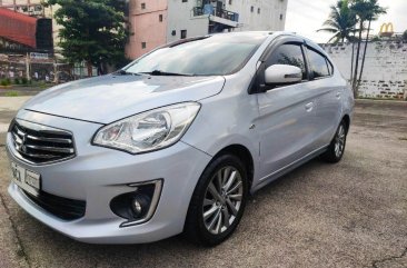 Selling White Mitsubishi Mirage 2016 in Quezon City