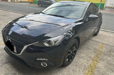 Sell White 2016 Mazda 3 in Quezon City