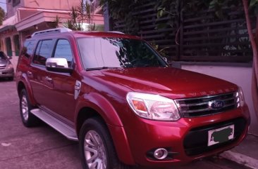 White Ford Everest 2014 for sale in Manual