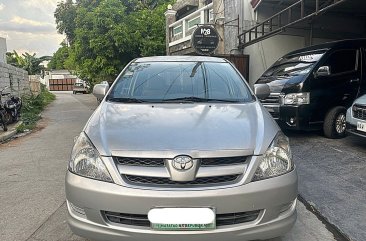 White Toyota Innova 2008 for sale in Manual