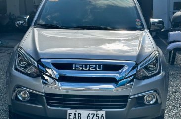 White Isuzu Mu-X 2018 for sale in Automatic