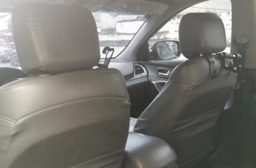 Selling Grey Hyundai Santa Fe 2013 SUV / MPV at 83000 in Manila