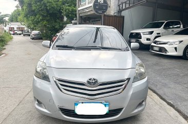 Selling White Toyota Super 2013 in Bacoor